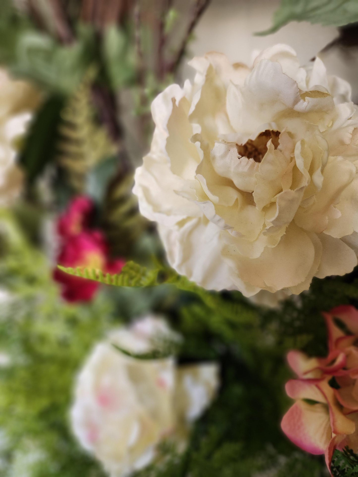 Estate Garden Wreath – Cream Peony, Raspberry Bloom Grapevine Door Decor