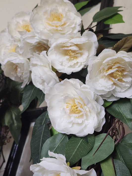 Isabella..White Cascade Wreath  Elegant Everyday Front Door Wreath  Farmhouse Grapevine Floral Wreath | Wedding Porch Decor | Moss & Manor