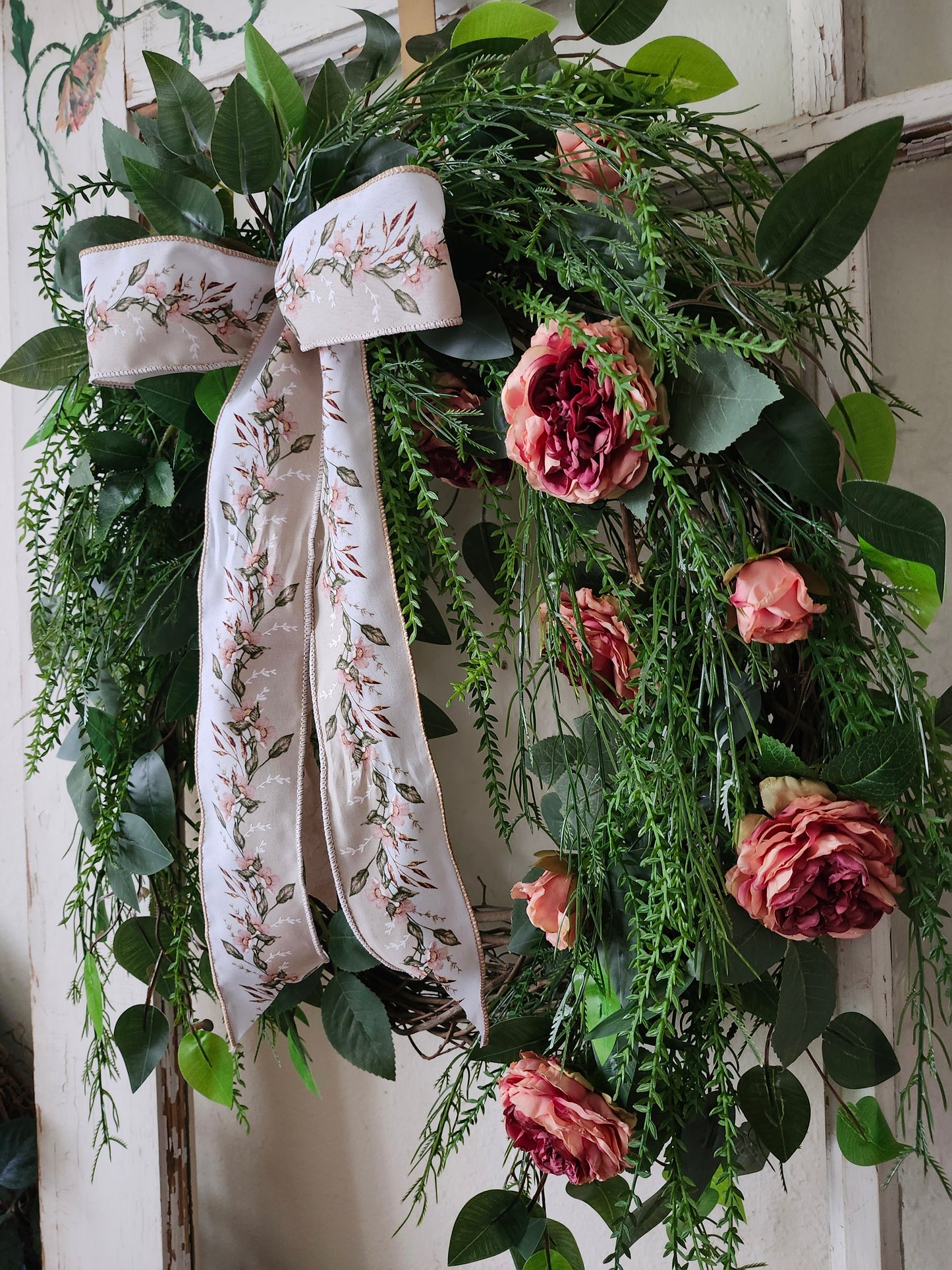 Cascading Garden Wreath – Blush Roses & Layered Greenery