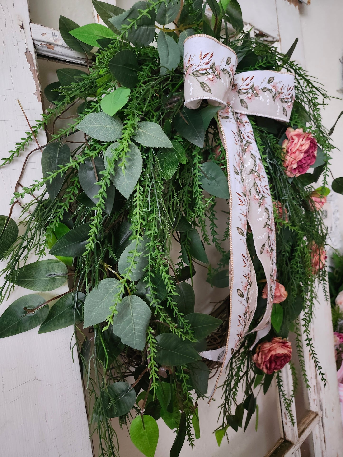 Cascading Garden Wreath – Blush Roses & Layered Greenery